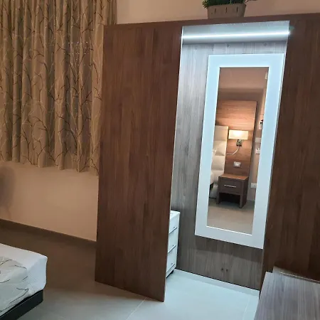 Oda ve Kahvaltı Cadjla Bari